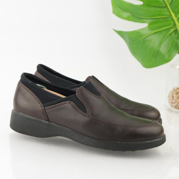 Clarks Womens Slip On Shoe Size 6 Brown Leather Elastic Sock Loafer Flats Comfy - Picture 1 of 10